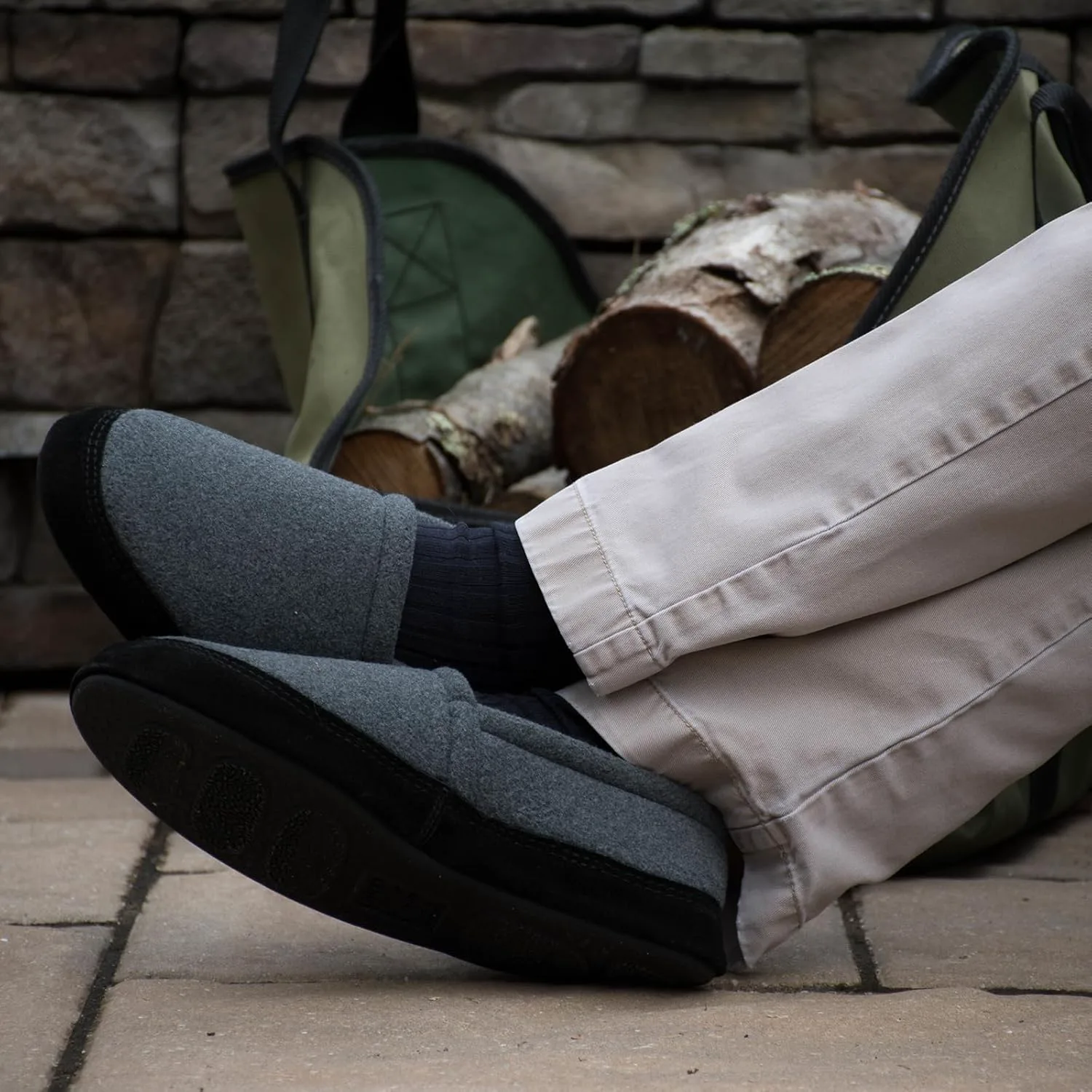 

Мужские тапочки Acorn с памятью формы, серый