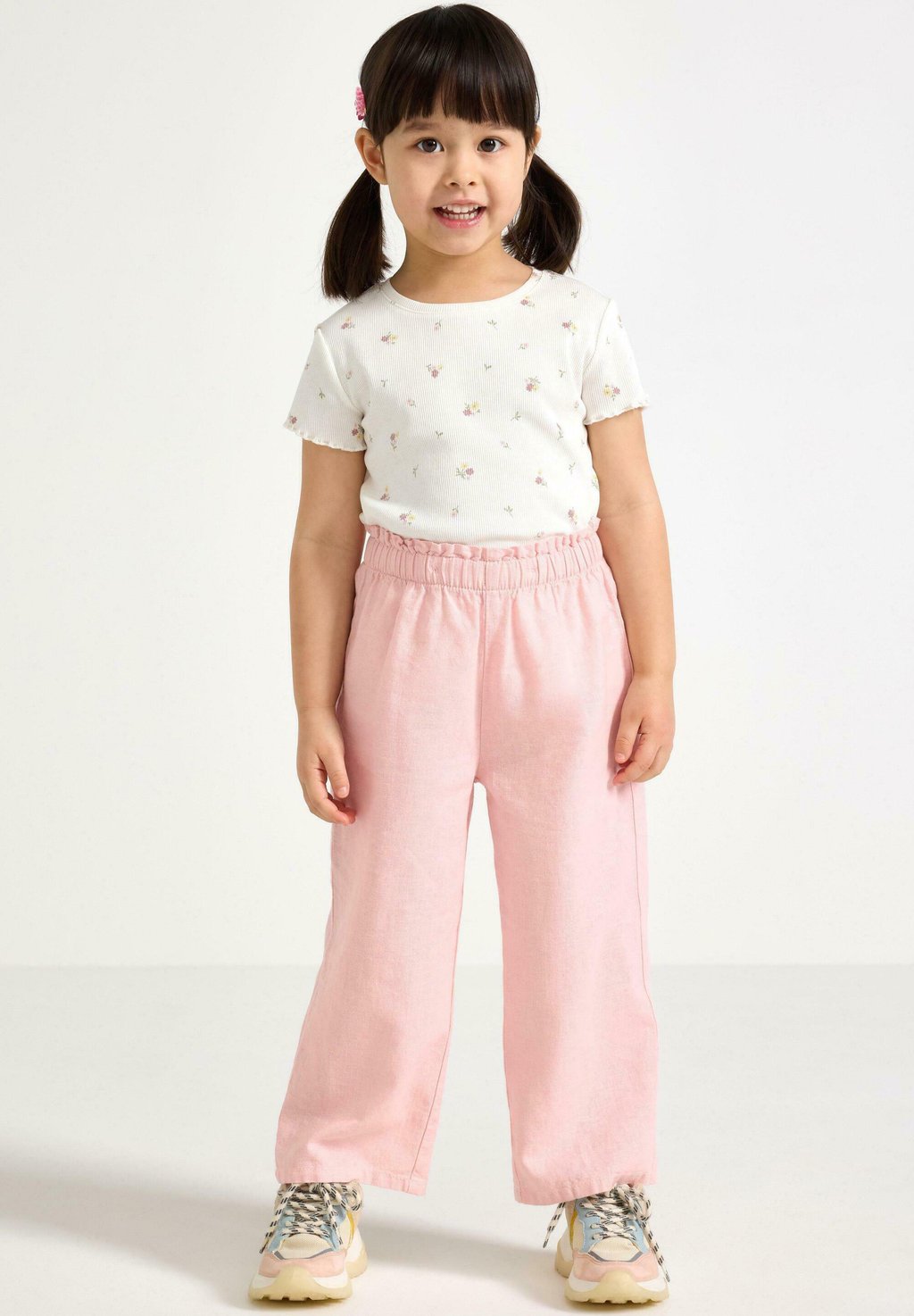 

Брюки Lindex, цвет Light Dusty Pink