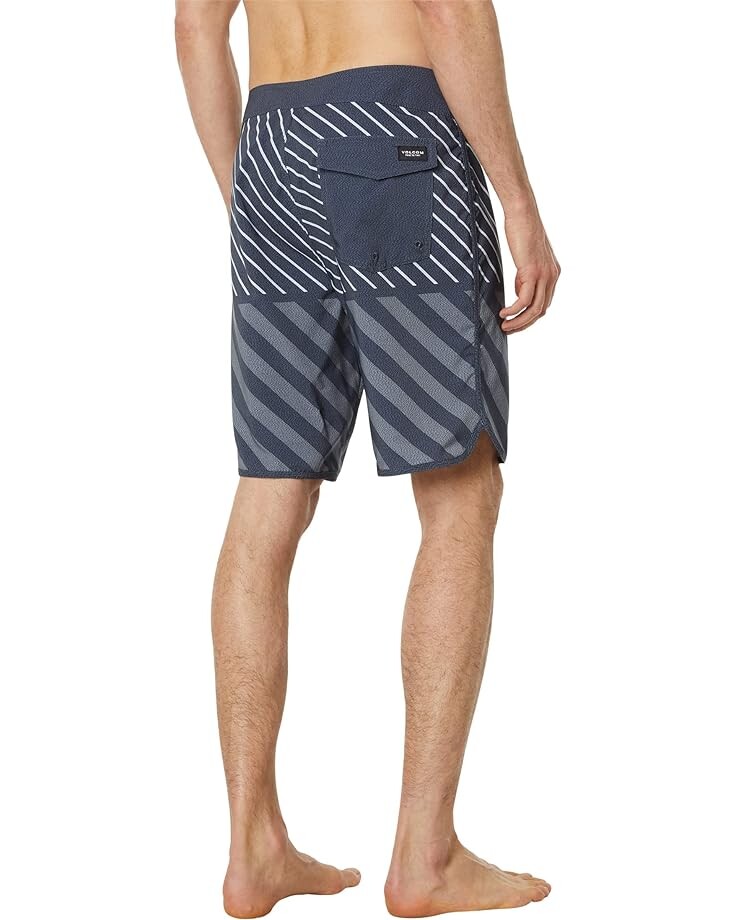 

Шорты для плавания Volcom Mod Quarta Scallop 20" Boardshorts, черный