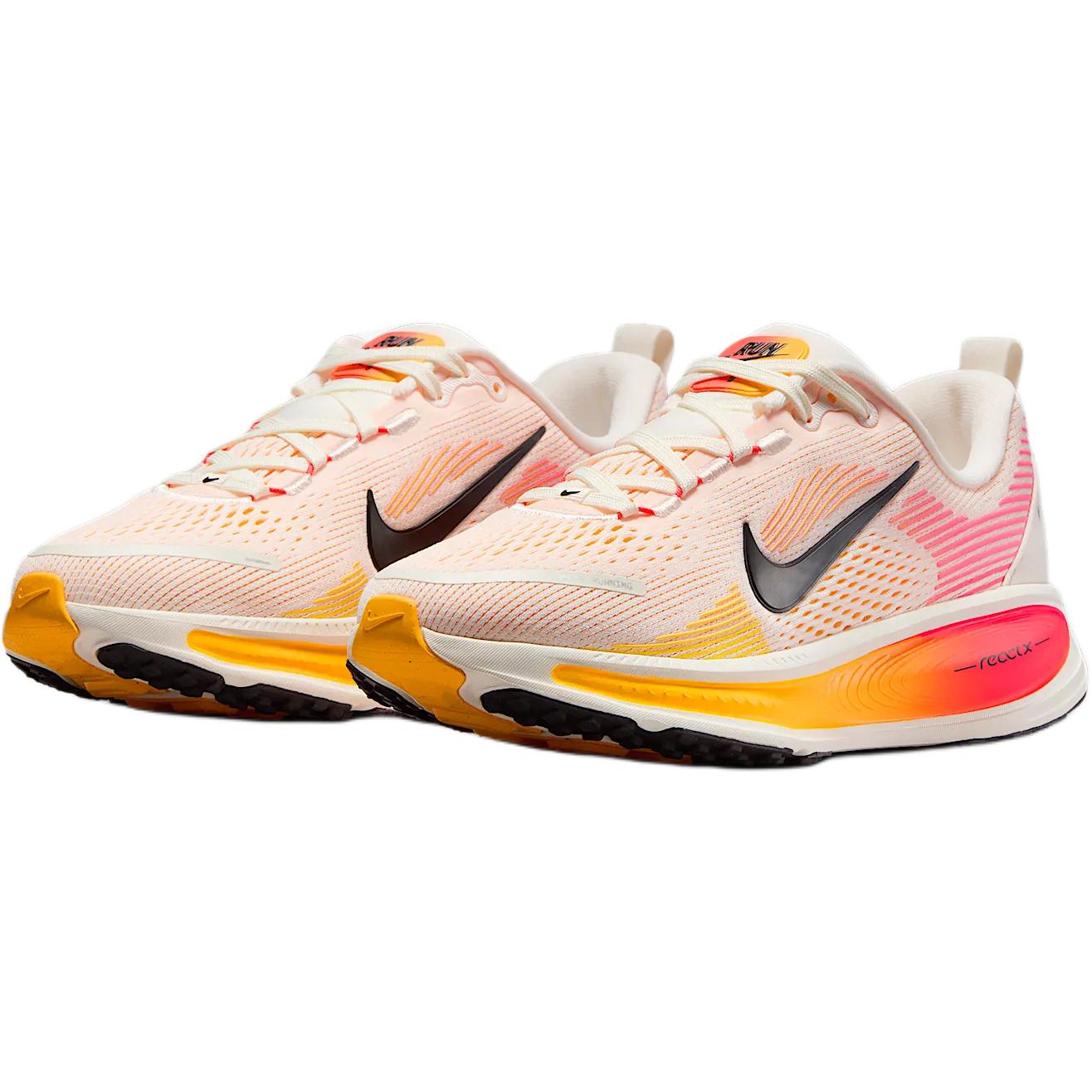 Vomero 18 противоскользящие износостойкие низкие детские беговые кроссовки beige orange Nike, бежевый/ярко-красный/оранжевый/черный — фото 4
