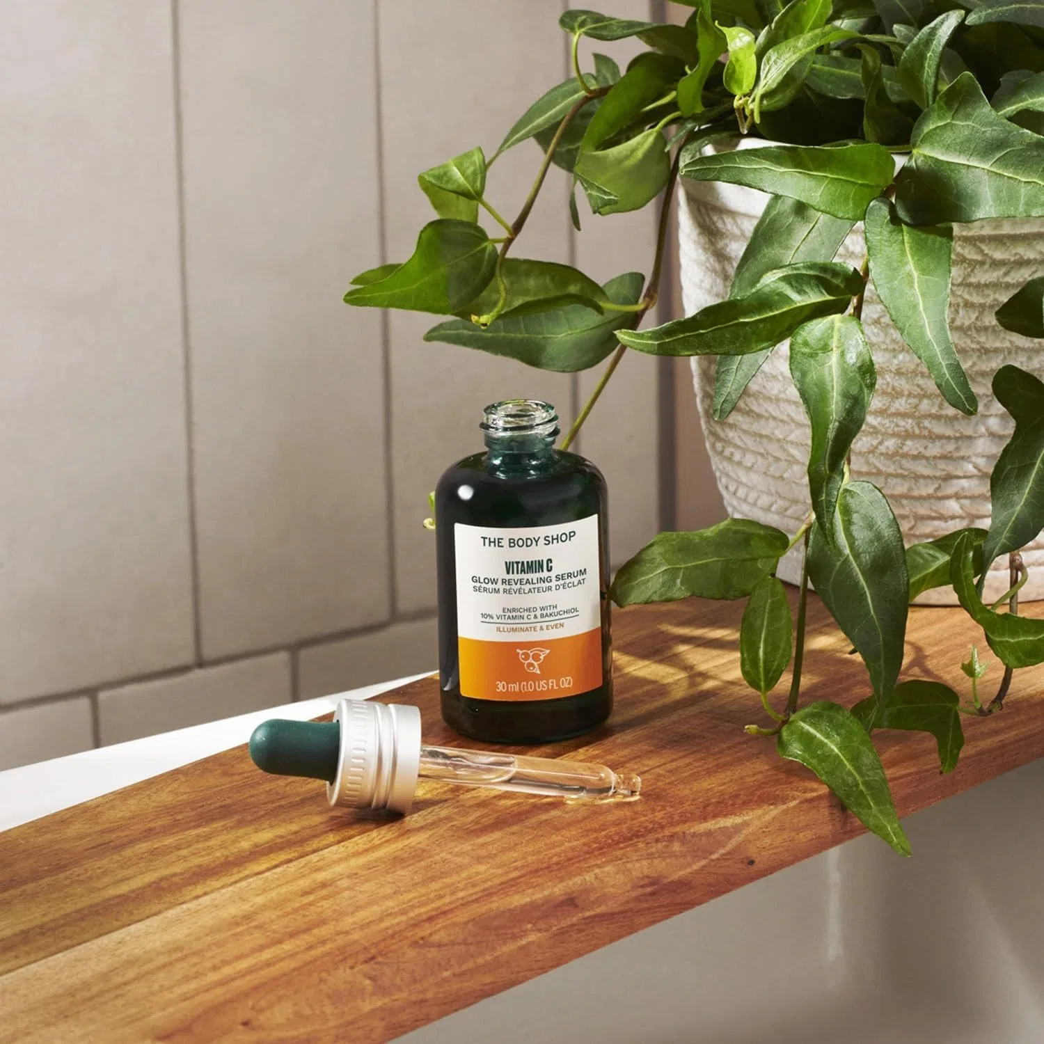 Сыворотка The Body Shop — С витамином C C10 Grow Serum, 30 мл — фото 2
