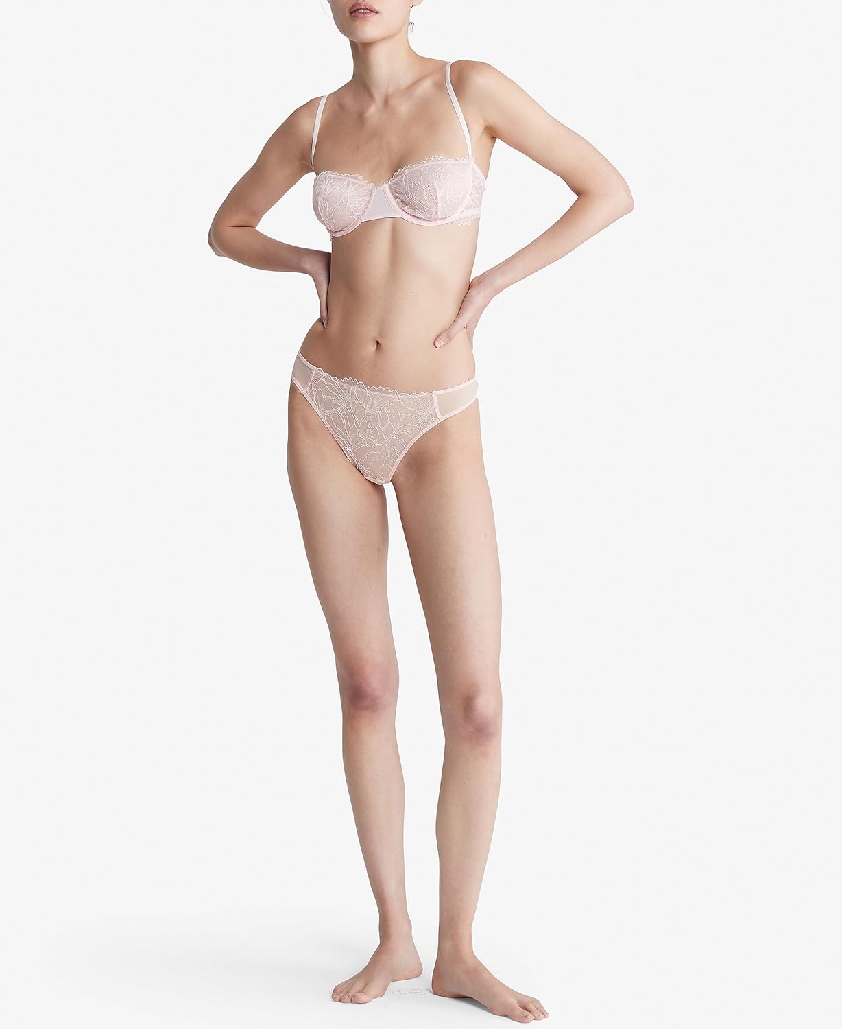 Женские стринги Calvin Klein с цветочным кружевом, Nymph'S Thigh — фото 3