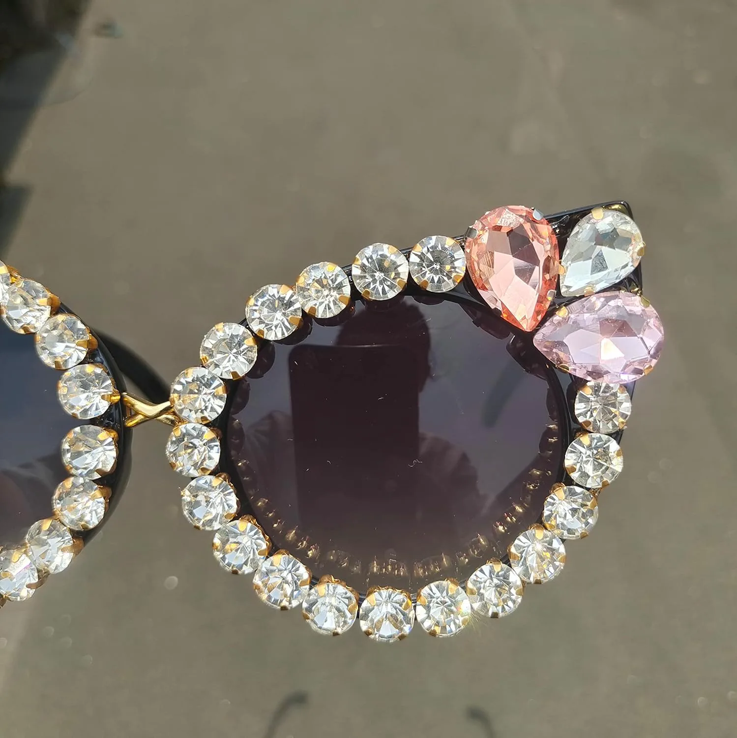 

Солнцезащитные очки Willochra Retro Oversized Cat Eye для женщин, украшенные кристаллами и стразами, сверкающие драгоценными камнями, 2pcs-black White&pink