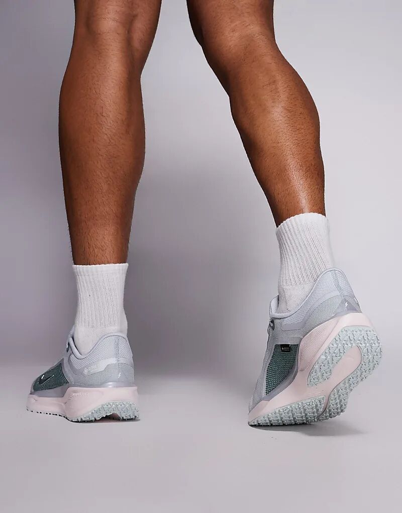 Кроссовки для бега Nike Running Air Zoom Pegasus GORE-TEX серебристого цвета — фото 4