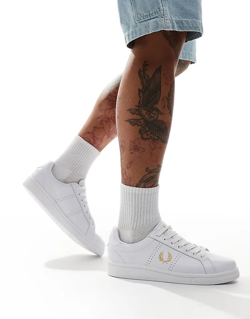 

Кроссовки B721 из кожи белого цвета Fred Perry