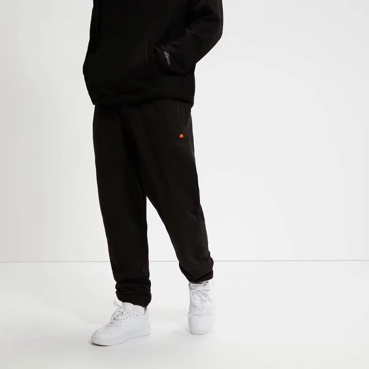 

Мужские брюки Quaracchi Ellesse, чёрный