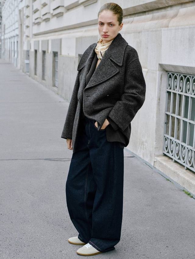 

Джинсы-баллон Mid-Rise Wide Leg из чистого хлопка Mango