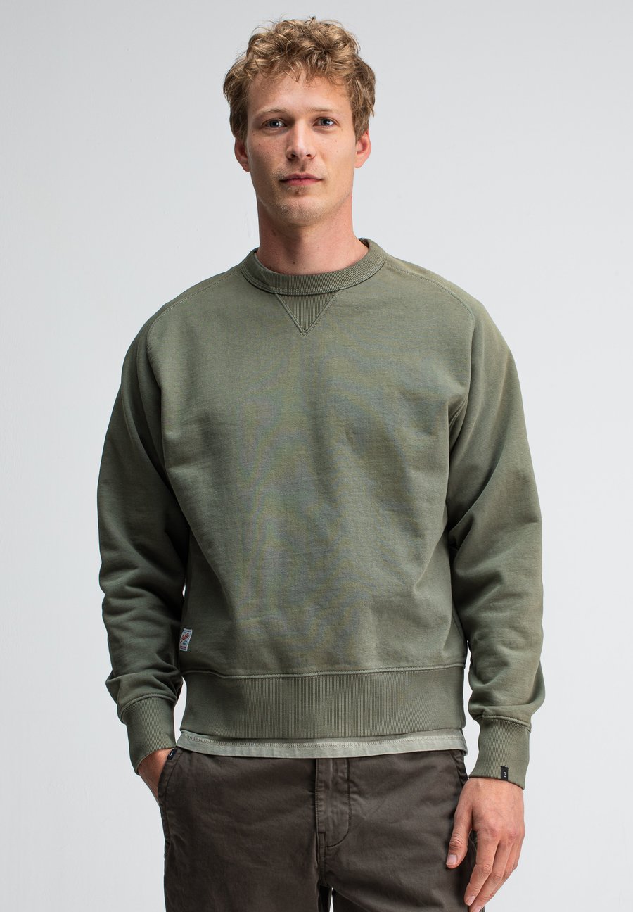 

Толстовка Butcher of Blue BEN LOOSE CREW, Dk Granite Green/Green