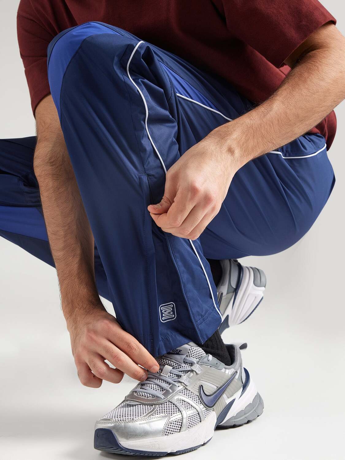 Nike Sportswear Штаны Regular 'SHOX' в синем цвете, Navy — фото 2