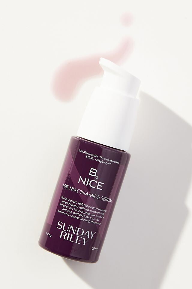 

Сыворотка Sunday Riley B3 Nice 10% с ниацинамидом, бордовый