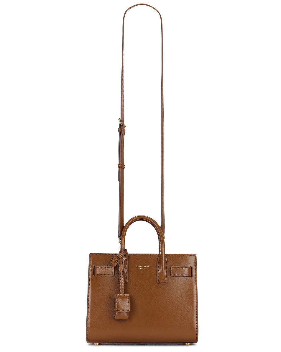 

Сумка Nano Sac De Jour Carryall Saint Laurent, Fox