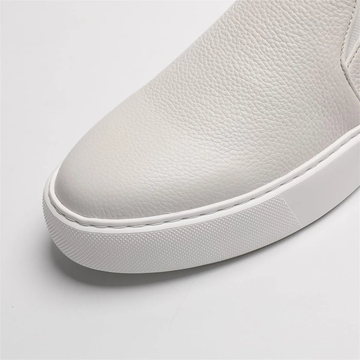Лоферы кожаные Loafers for Men, белый FIAVOM — фото 3