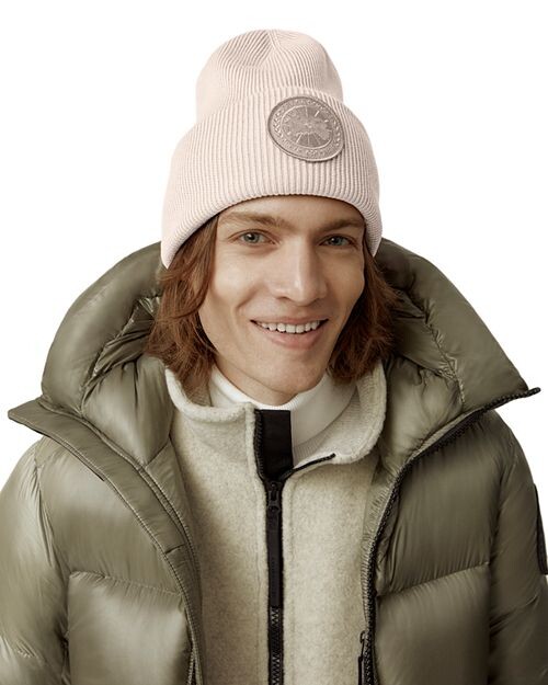 

Шерстяной токе в рубчик Arctic Disc Canada Goose, цвет Pink