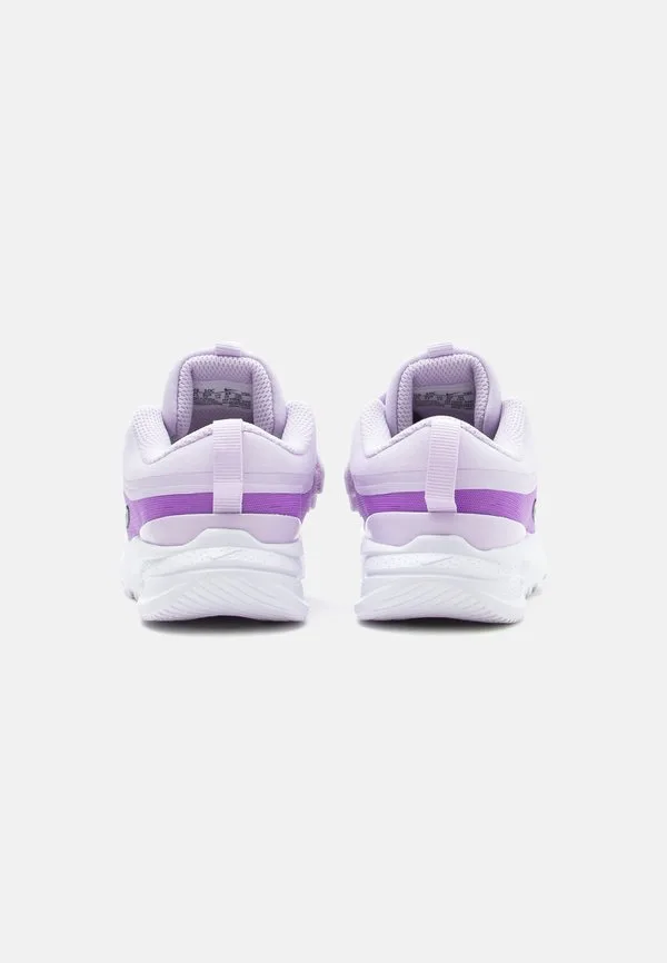 Кроссовки для бега по шоссе star runner 5 Nike Performance, Violet Mist/Purple Dynasty/Bright Violet/Hot Lava — фото 3