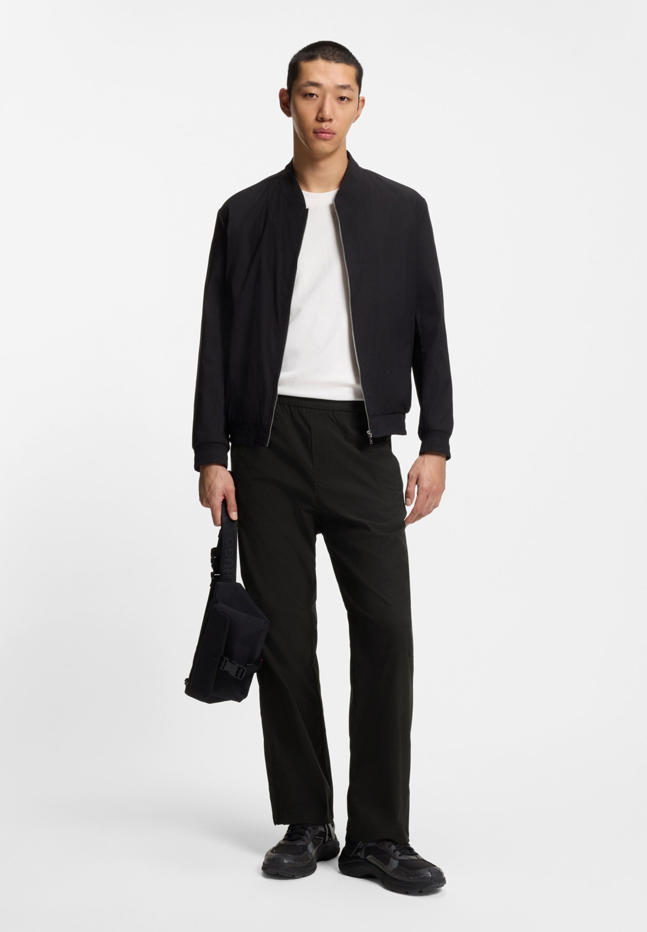 

HUGO Штаны Regular 'Cerwin' в черном цвете