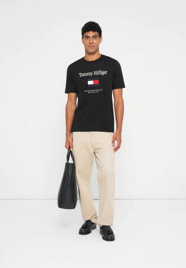 Футболка с вышитым логотипом и круглым вырезом Tommy Hilfiger, Black — фото 2