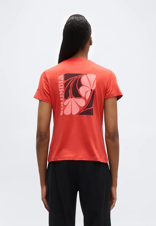 

Спортивная футболка с графическим изображением игрока команды parsons point back. Columbia, Poppy Red Heather, Красный, Спортивная футболка с графическим изображением игрока команды parsons point back. Columbia, Poppy Red Heather