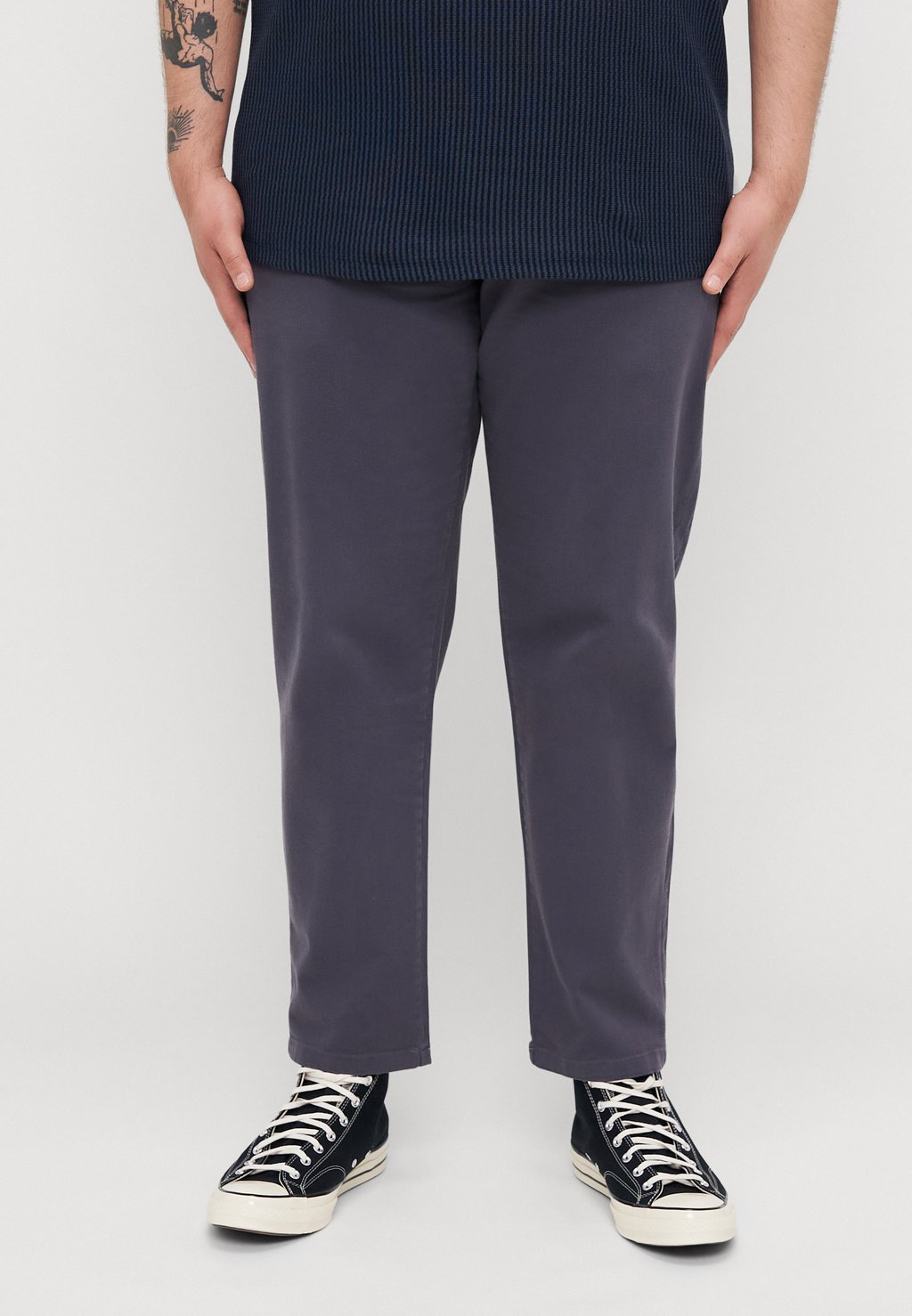

Чиносы JPSTBILL Jack & Jones, серый
