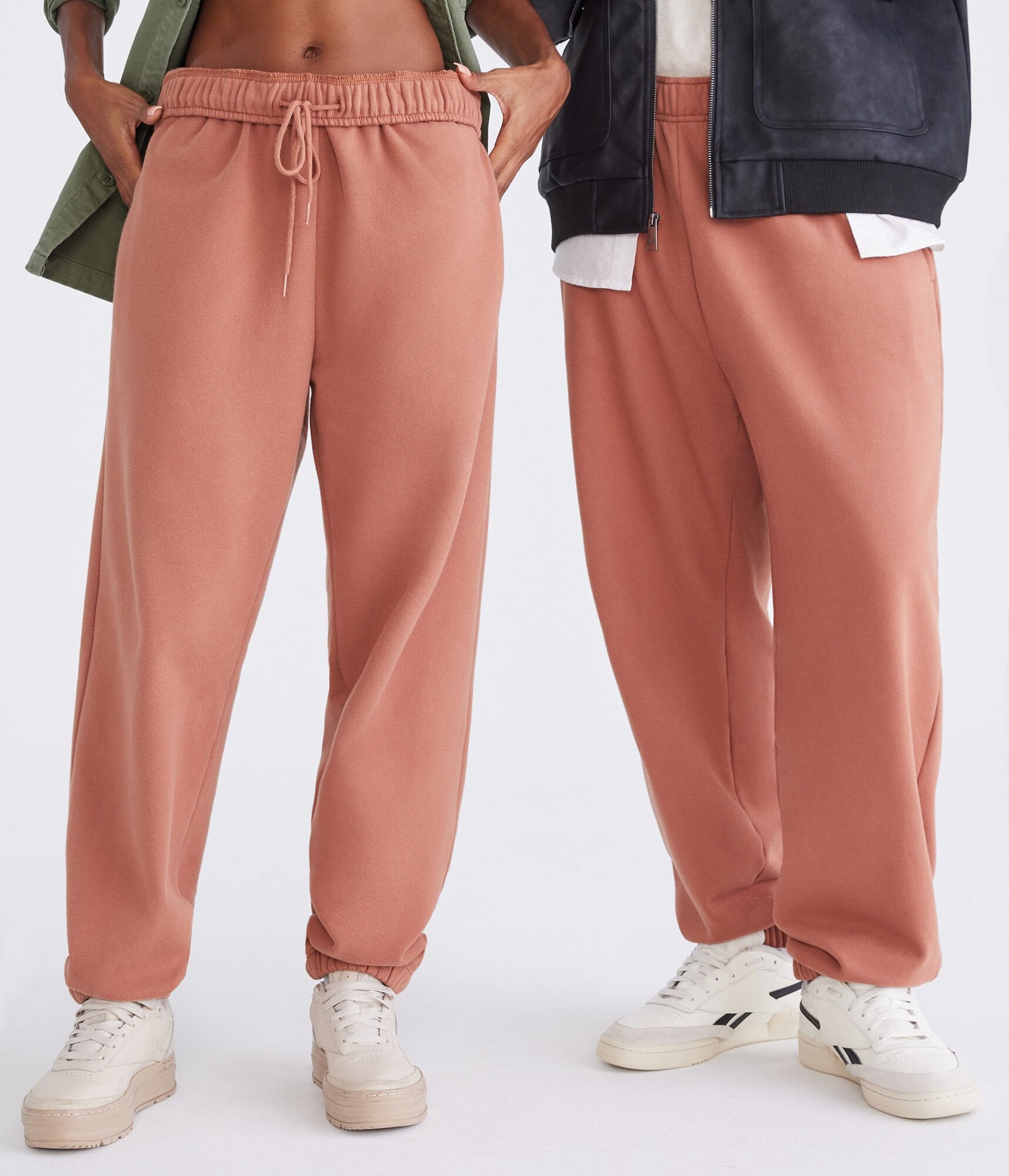 

Спортивные брюки Aeropostale Cloud Soft Jogger, цвет dark orange 859