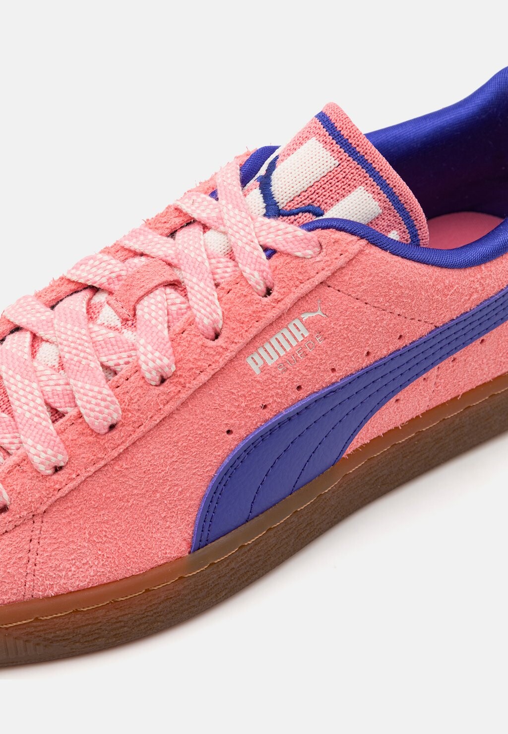 

Кроссовки SUEDE SUPERTIFO UNISEX Puma, лососевый