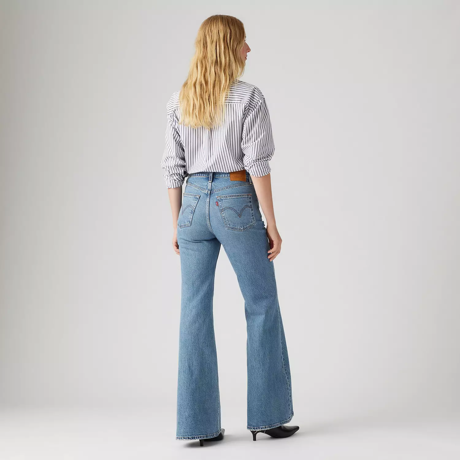 Женские джинсы  Levi's  Ribcage Bell , светло-синий — фото 3