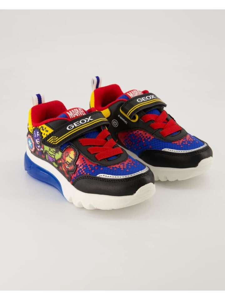 

Кроссовки на шнуровке Geox Sneaker