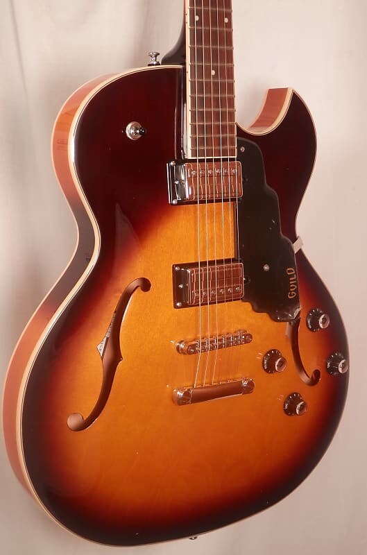 

Электрогитара Guild Starfire I SC Single Cut Semi-Hollow Antique Burst