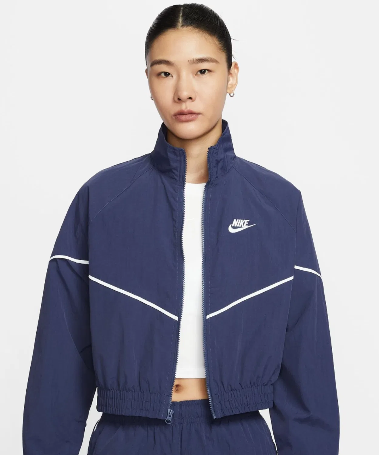Женская куртка Nike NSW WR Speed Woven Jacket, тёмно-синяя — фото 2