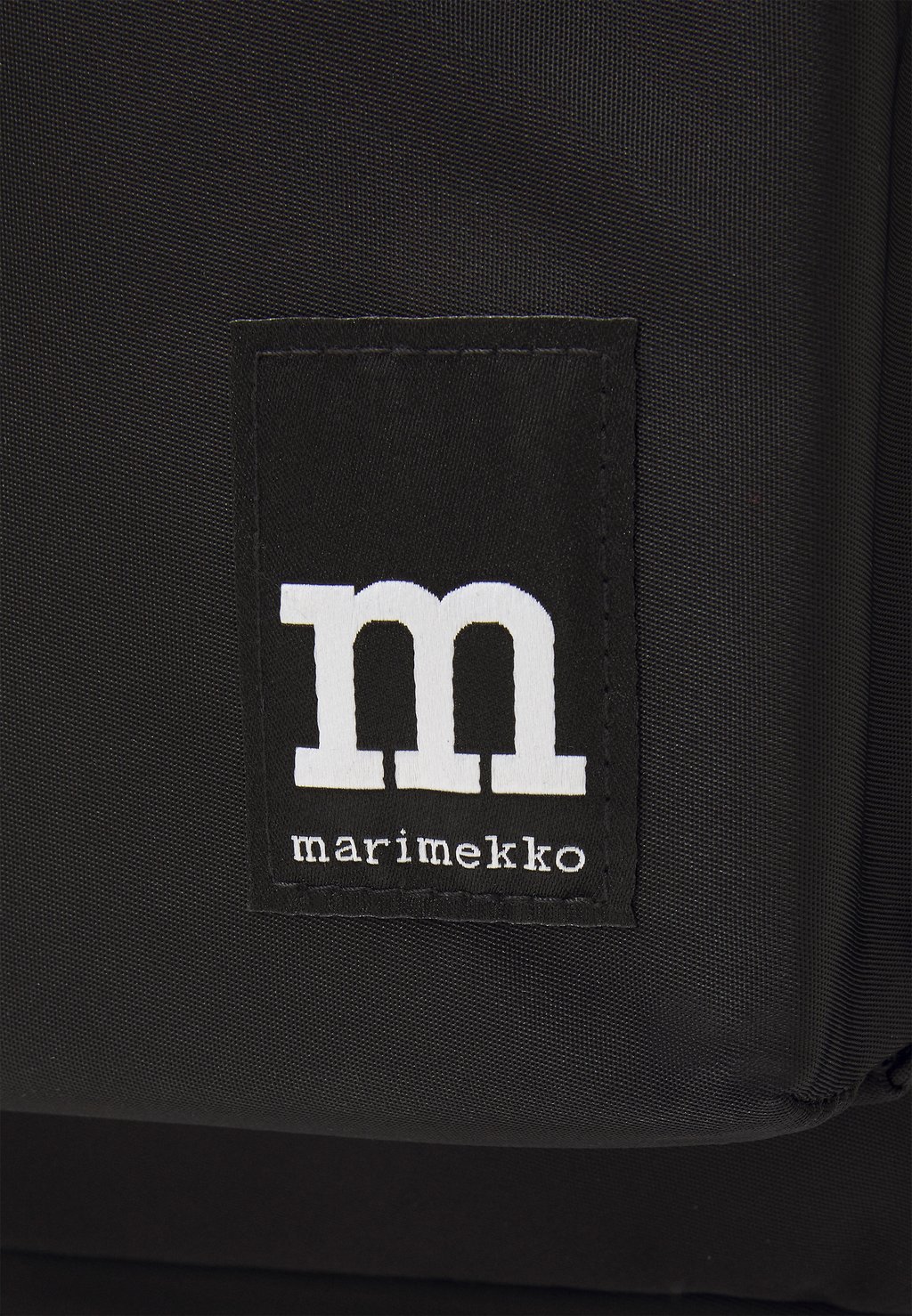 

Рюкзак ZIP TOP BACKPACK SOLID Marimekko, черный