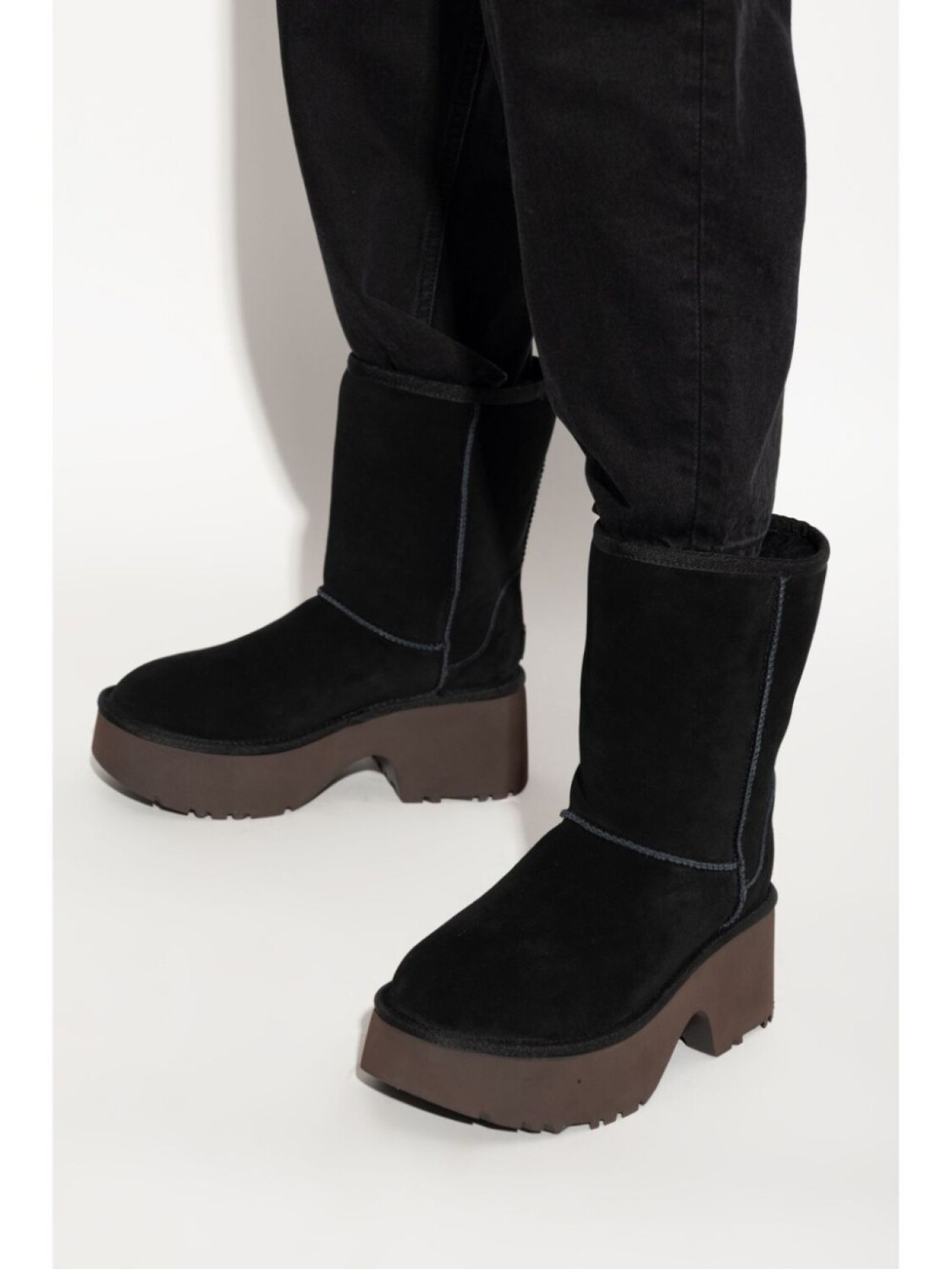 Ботинки UGG Classic Twist, черный — фото 2