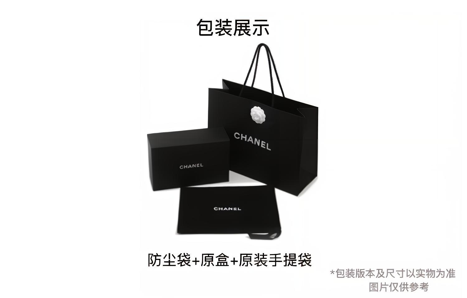 CHANEL Кожаный клатч на плечо миниатюрный женский — фото 3
