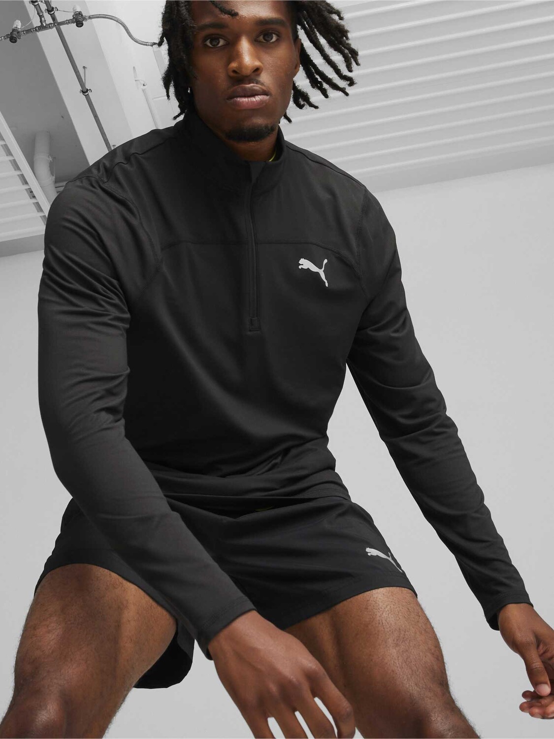 

Блуза Puma RUN CLOUDSPUN 1/4 ZIP, черный