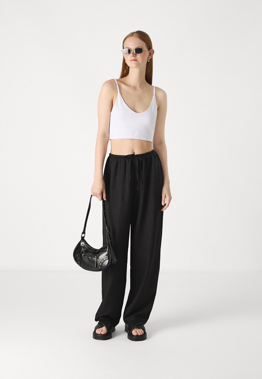 

Брюки VMMELONEY WIDE PANT Vero Moda, черный