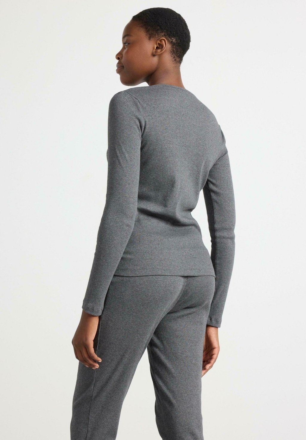 

Верх пижамы LONG SLEEVE Lindex, темно-серый