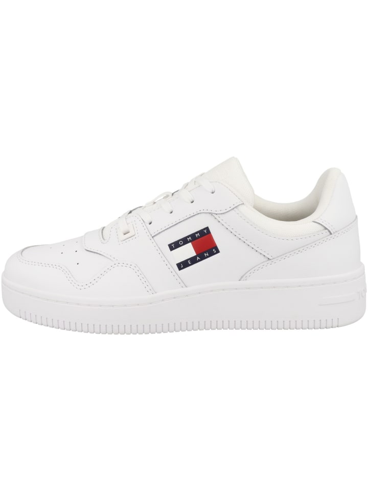 

Кроссовки на шнуровке Tommy Hilfiger, белый