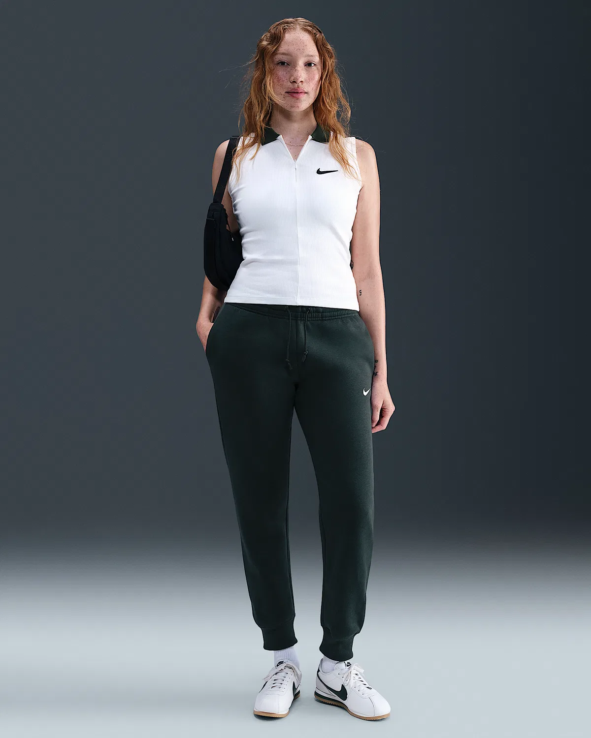Женские спортивные штаны Nike Sportswear Phoenix Fleece со средней посадкой, Seaweed/Sail