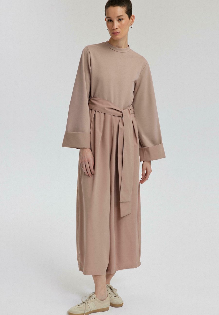 

Комбинезон Touché Privé BELTED OVERALLS, Beige/Stone