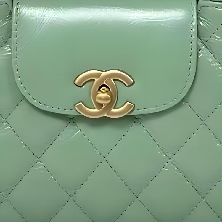 CHANEL Блестящая сумка через плечо из телячьей кожи, кроссбоди, мини-сумка женская зеленая — фото 2