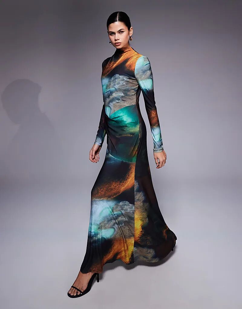 

Платье макси Daska с высоким воротом, драпировкой и абстрактным принтом