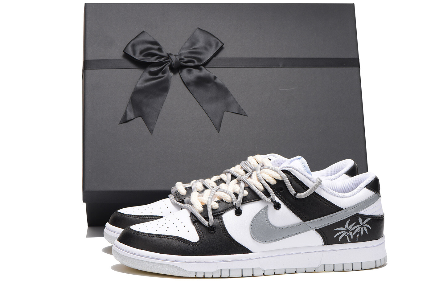 

Кроссовки Nike Dunk Skateboard Shoes Women's Low-Top Gray