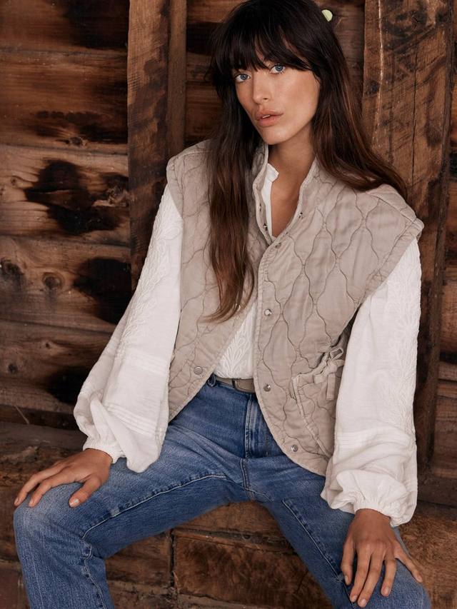 

Стеганый жилет с высоким воротом Mint Velvet, розовый