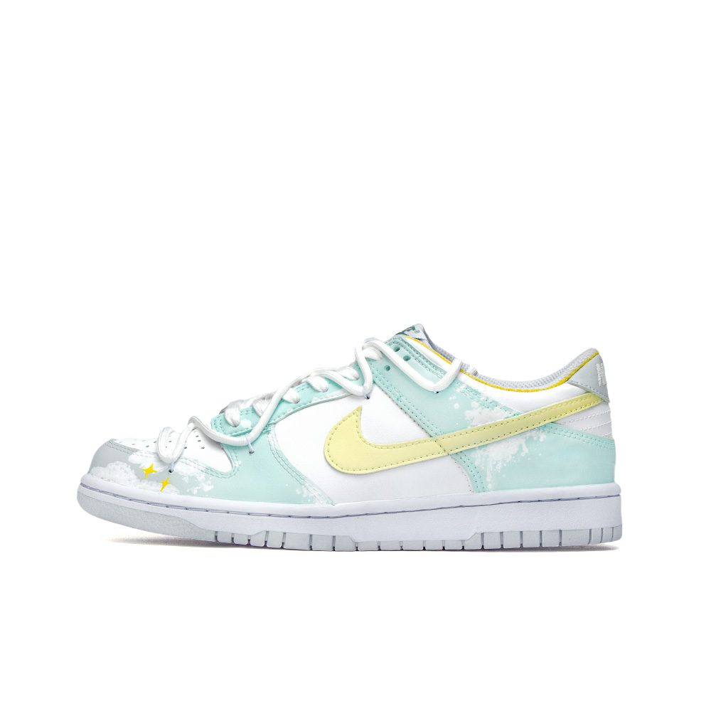 

Кроссовки Nike Dunk Skateboarding Shoes Women's Low-top White, светло-зеленый