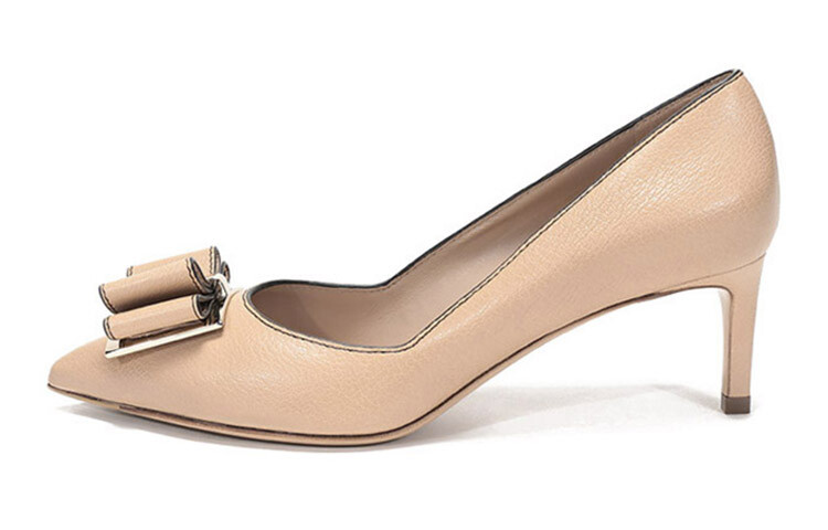 

Туфли женские Ferragamo на высоком каблуке, миндальный