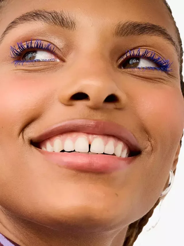 Тушь для ресниц BADgal BANG! для придания объема Benefit, Power Blue — фото 2