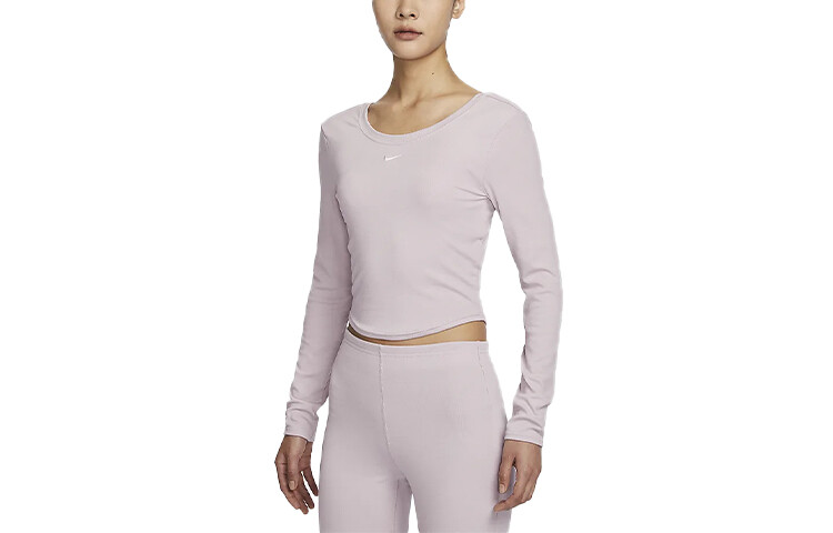 

Футболка женская серо-фиолетовая Nike