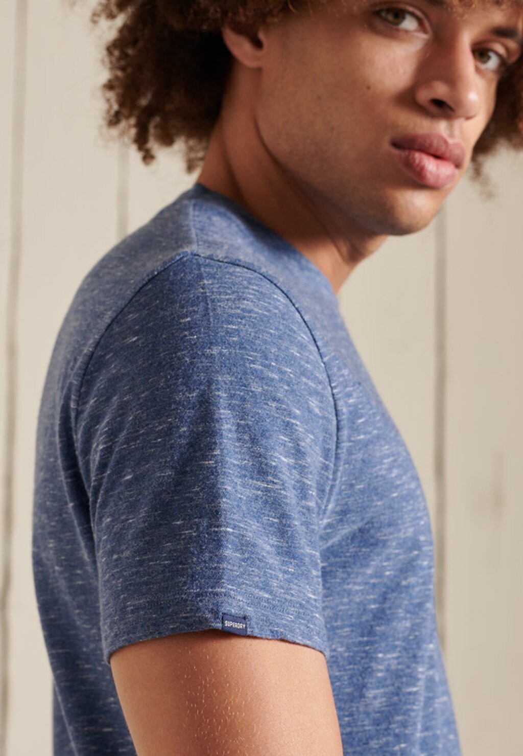 Футболка базовая VINTAGE LOGO EMB Superdry, цвет tidal blue spacedye — фото 2
