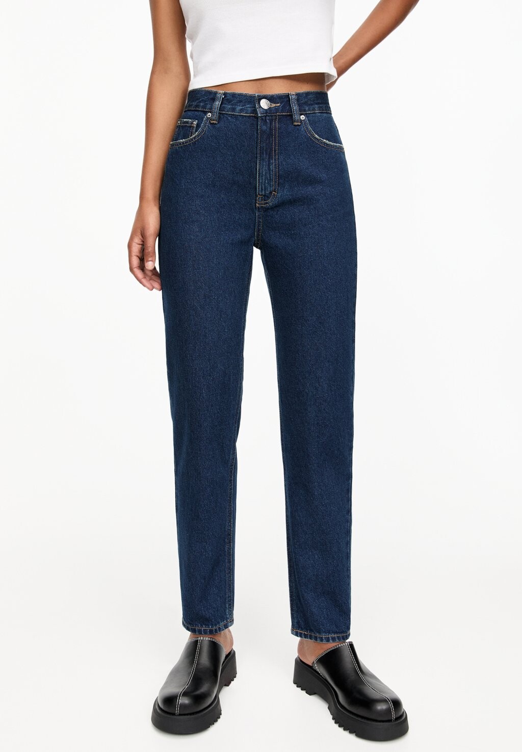 

Джинсы облегающего кроя MOM PULL&BEAR, цвет Mottled Blue