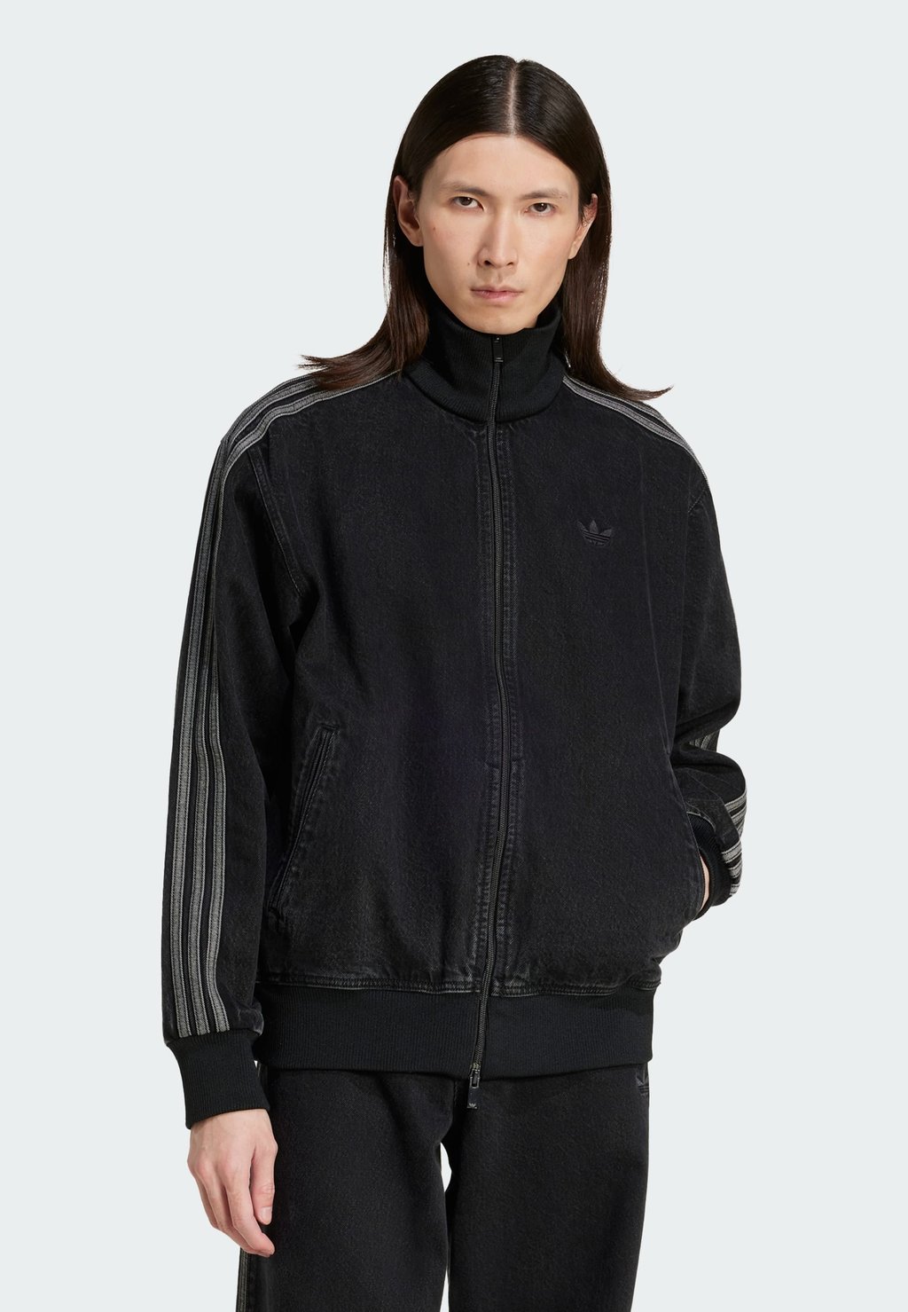 

Джинсовая куртка adidas Originals, черный
