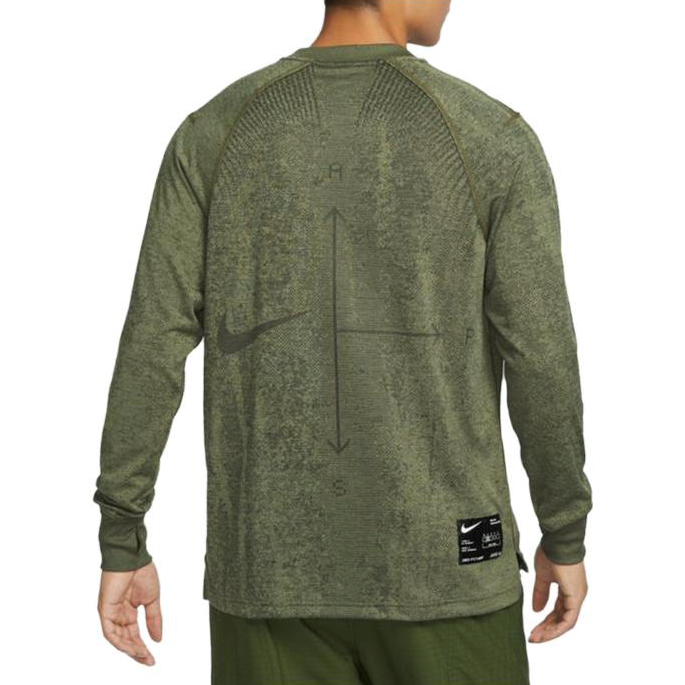 Nike Футболка мужская Medium оливково-зеленая с круглым вырезом умеренно прямого кроя — фото 2