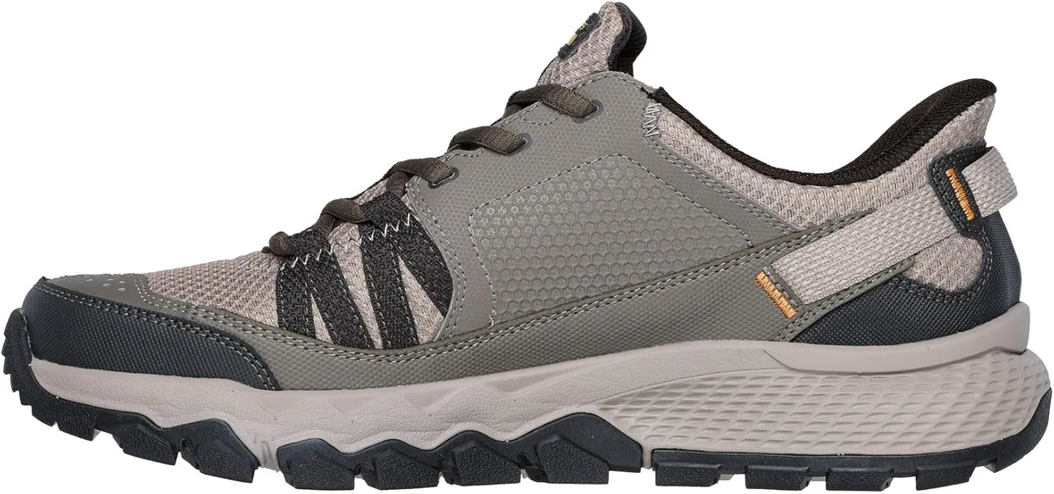 Мужские кроссовки Skechers Dynamite в магазине Escapar Hands Free Slip-in Shoes